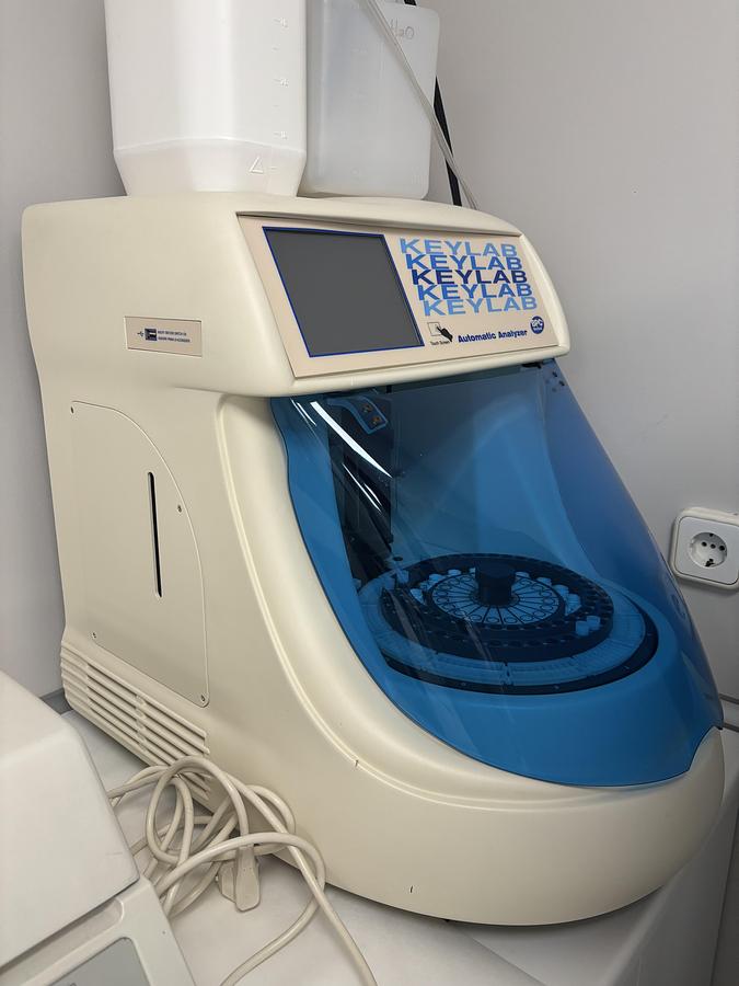Refurbished KeyLab compact chemistry analyzer 