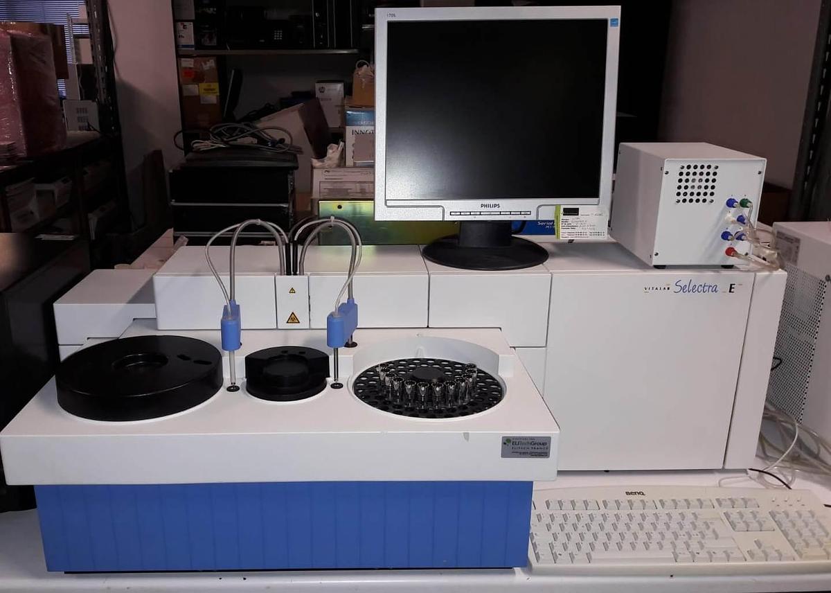 Refurbished Vitalab Selectra E chemistry analyzer 