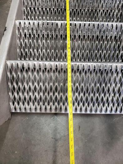 Used Steel 8-Tread Anti-Slip Stairs