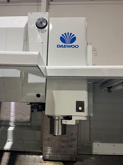 Used CENTRO DE MECANIZADO VERTICAL DAEWOO MYNX 550 (2003)