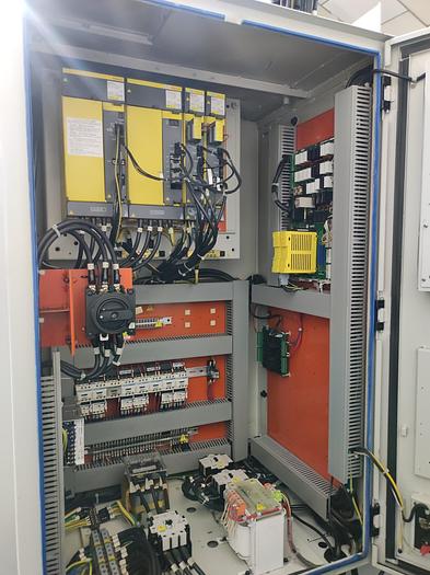 Used CENTRO DE MECANIZADO VERTICAL HARTFORD MVP-10A (2005)