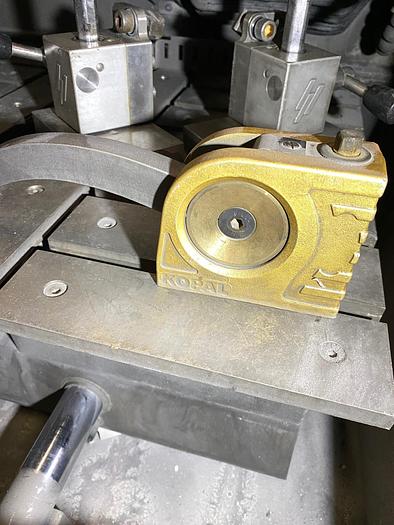 Used 2014 Struers Axitom Auomatic Cut-Off Saw