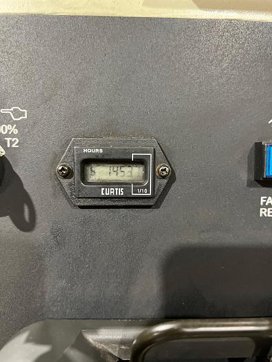 Used FANUC M900iA/260L, CLEANED AND TESED, ONLY 1,453 HOURS