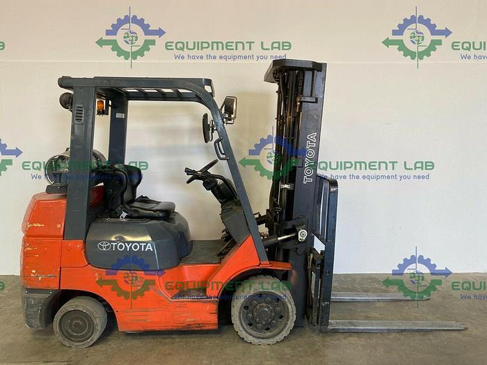 Used 2002 Toyota 7FGCU30 Forklift 5100 LB Capacity 187" Max Height 3-Stage Mast 4800 Hours