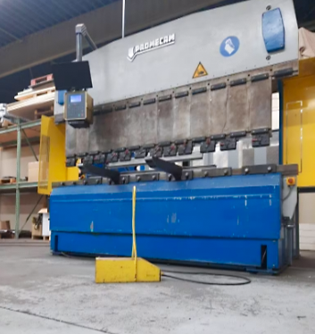 Used Promecam RG 3000 x 100 - Press Brake