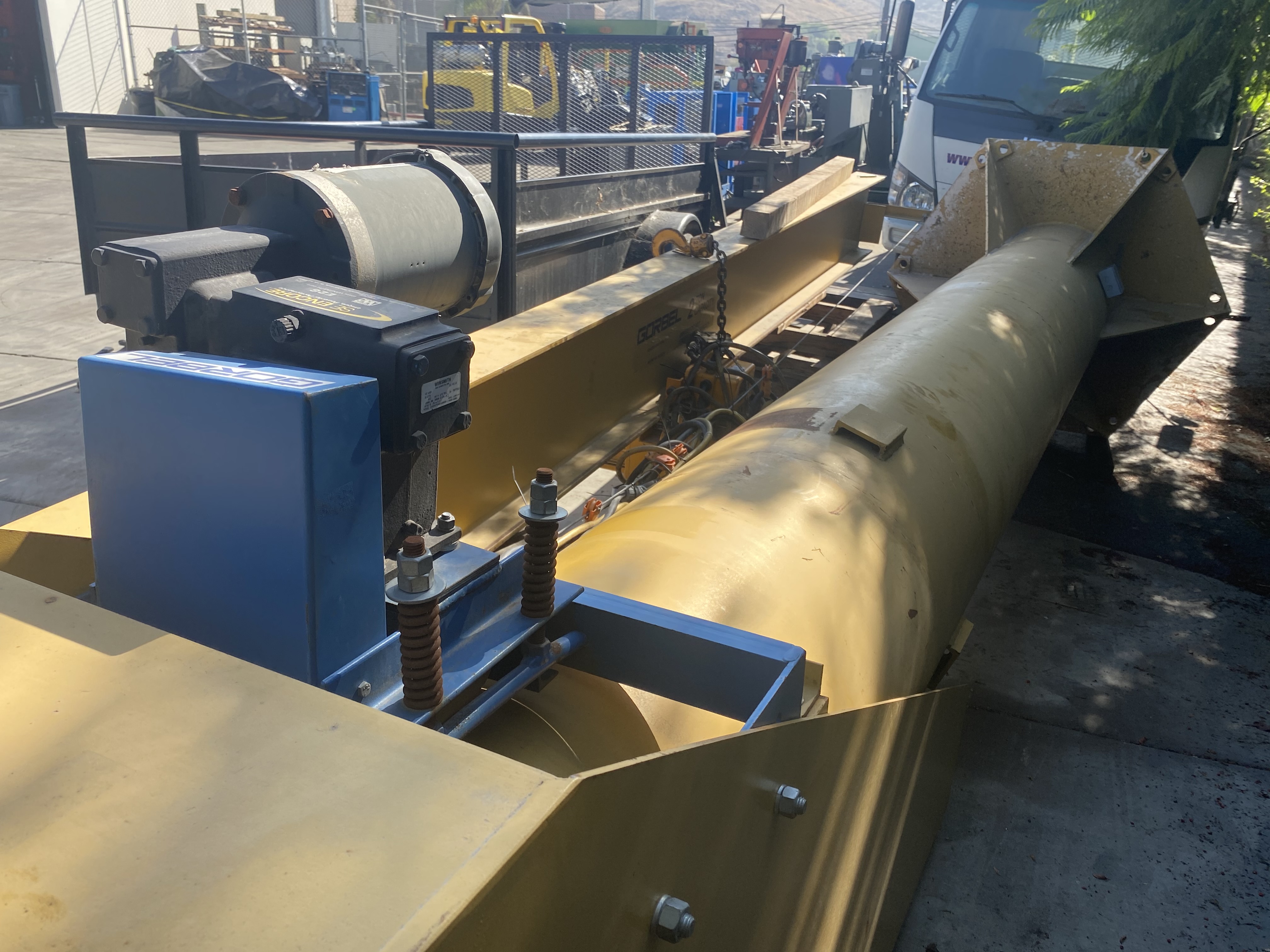 Used Gorbel 2 Ton Jib Crane 17' Hub 22' Arm Powered Swivel 6008 for