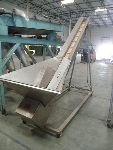 Used Conveyor, Belt, 4.5" x 11', Inclined, Cleats, S/st Hopper,Conveyor, Belt, 4.5" x 11', Inclined, Cleats, S/st Hopper, #C741917