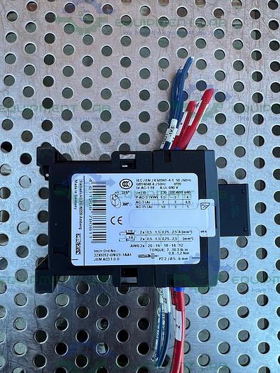 Used Siemens  3RT2015-1BB42 Contactor Relay