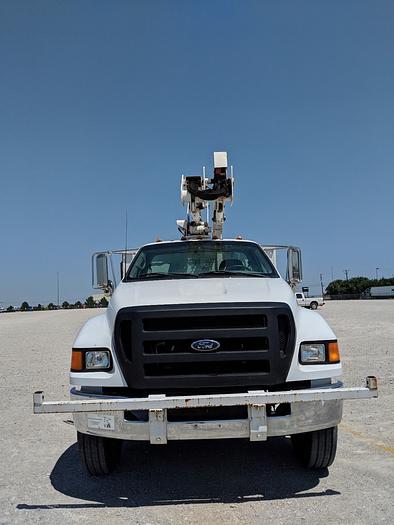 Used 2005 Ford F650 TL-38 43' Articulated Telescoping Bucket