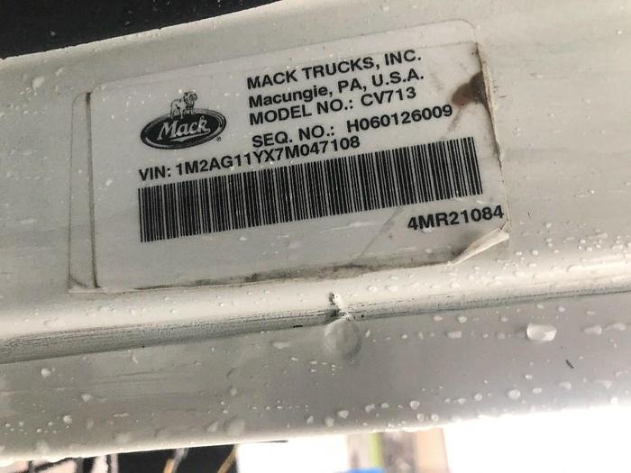 Used 2007 Mack CV713