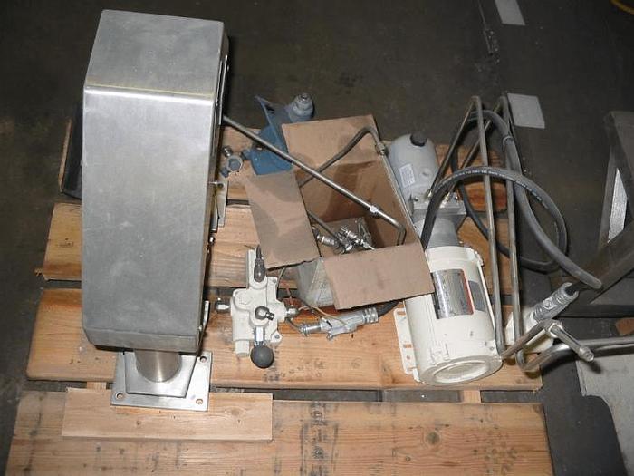 Used 0.5 GALLON ROSS DISCHARGE RAM PRESS