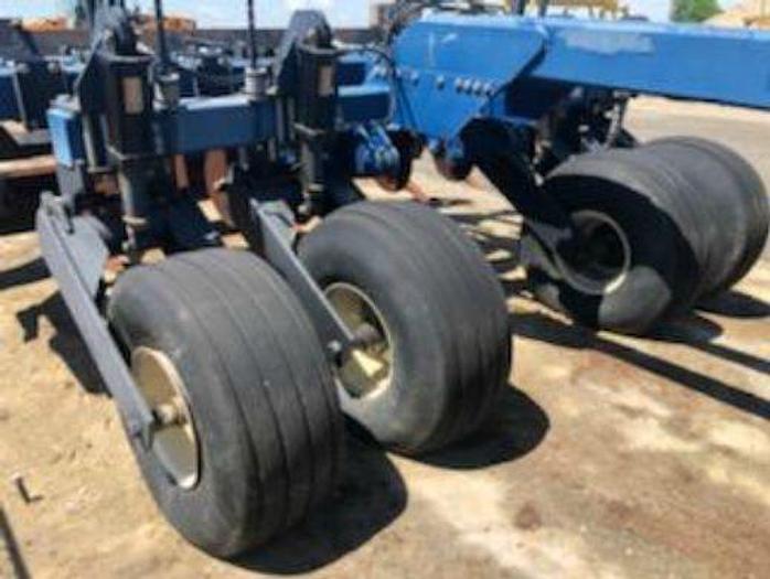 Used Blu-Jet Sub Tiller 4 Disk Ripper w/ 7 Shank Inline Ripper