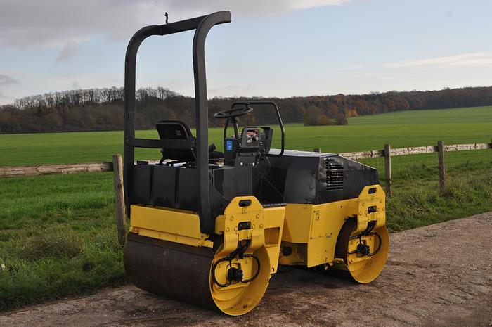 Used 2001 BOMAG BW120 AD-3