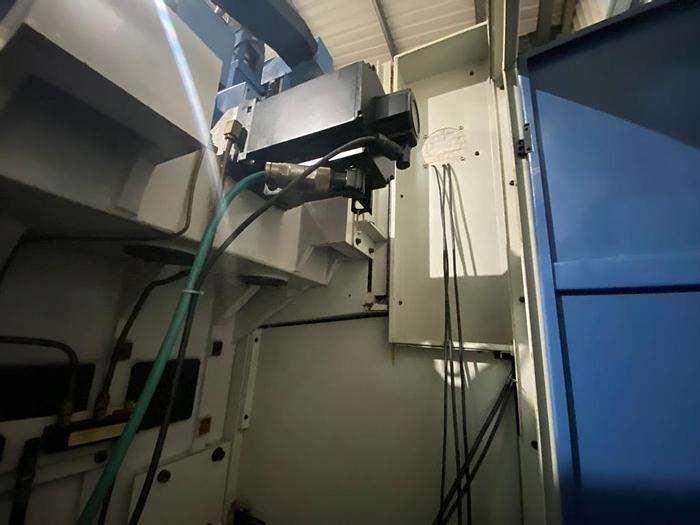 Used 2007 Dah Lih PT 128 5 Axis Machining Center