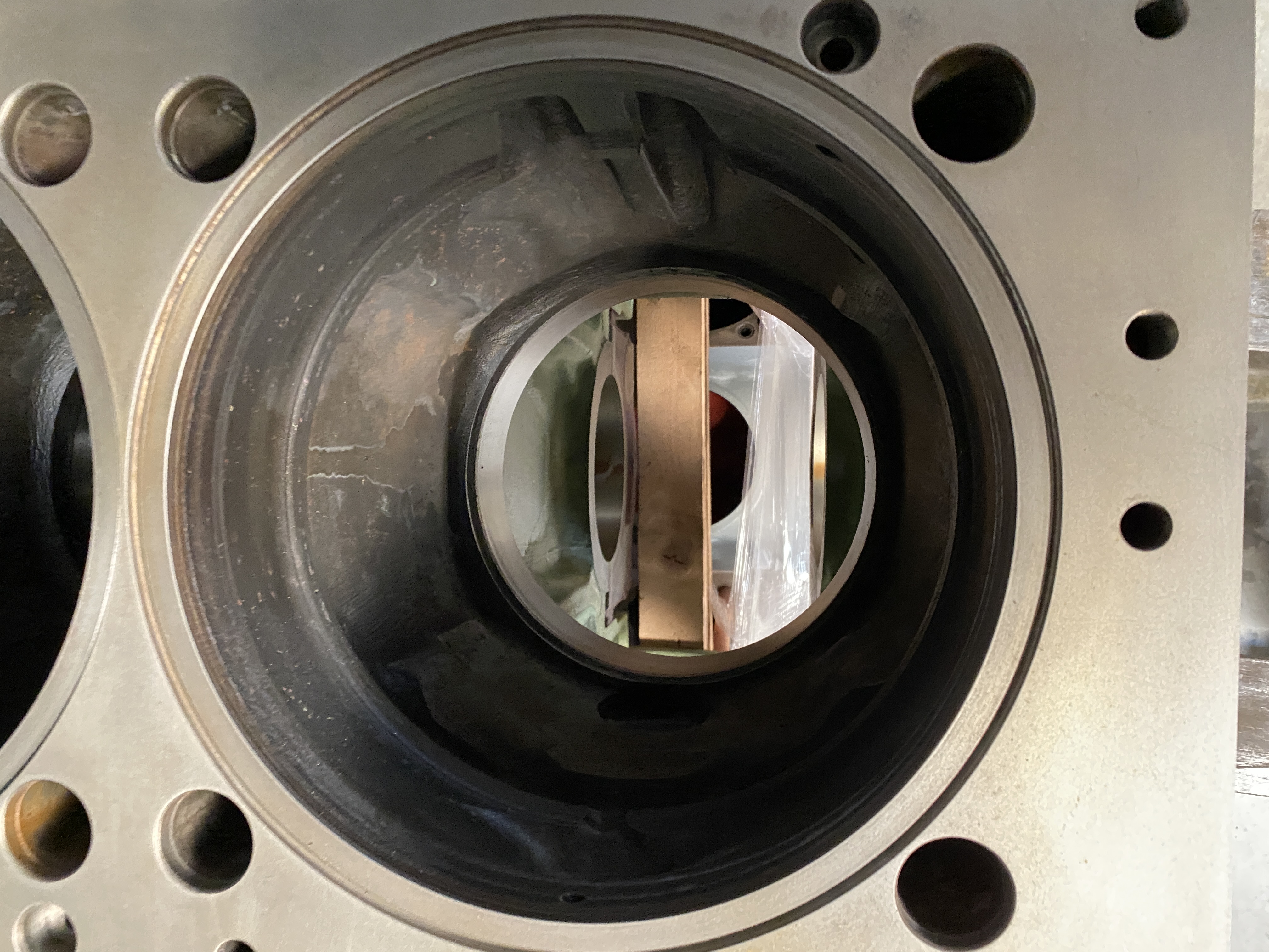 Used 1988 CYLINDER BLOCK DEUTZ SBV8M628