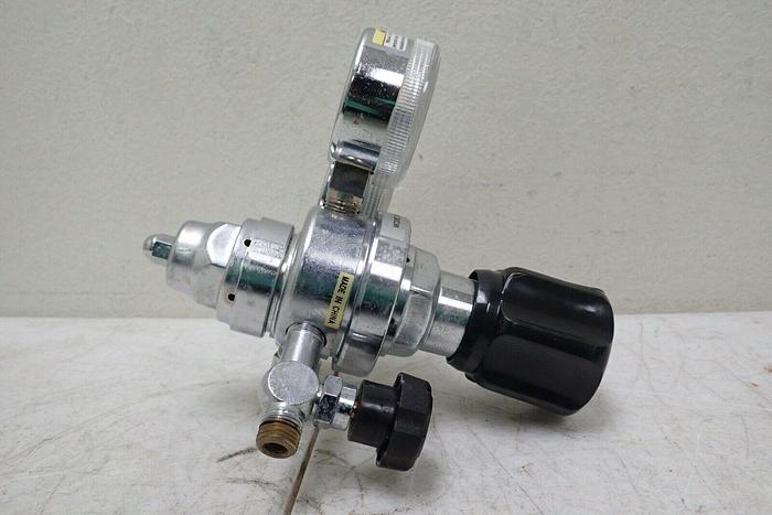 Used Fisher Brand Model 10575148 General Purpose Compressed Gas Regulator