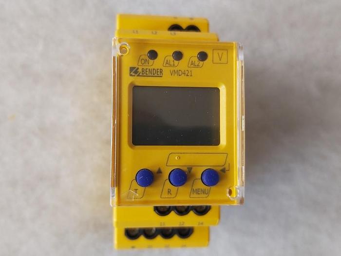 Spannungsrelais mit Schraubklemme, VMD421H-D-3 Bender,  neu