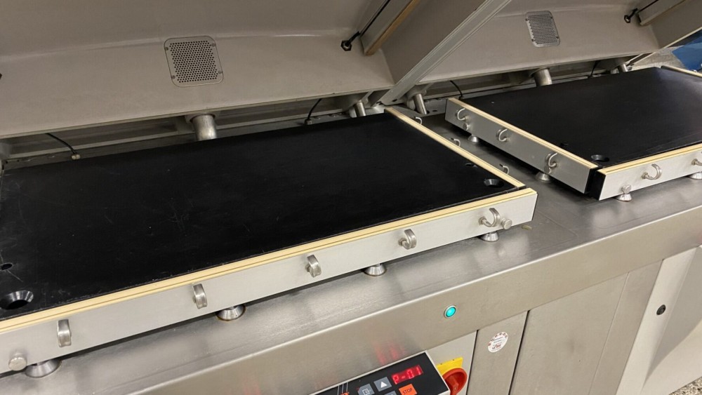 Used Inauen VC999 double chamber vacuum machine