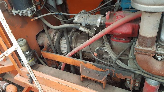 Used 2002 WELCAN 4 Axle Carrier Style Oilfield Pump / Kill Truck