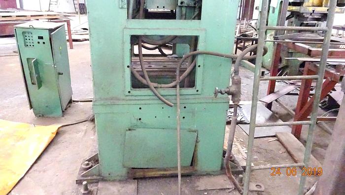 Used Press Trimming KA2534