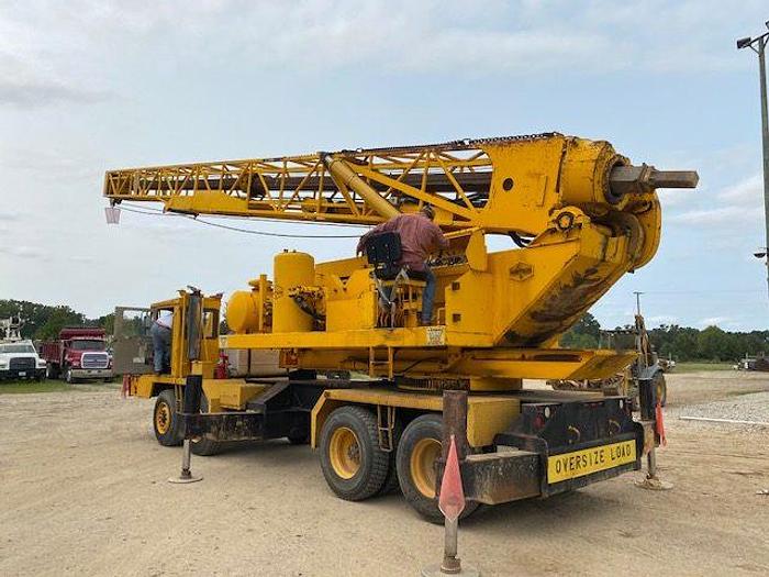 Used 1998 Watson 3100 Drill on Tor Carrier DR4280