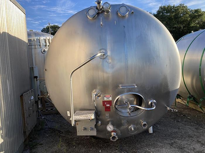 Used 7500 GALLON CREAMERY PACKAGE HORIZONTAL DAIRY TANK - S/S - JACKETED