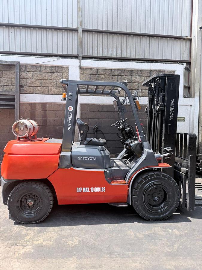 Usado 2010 TOYOTA 7FGAU50