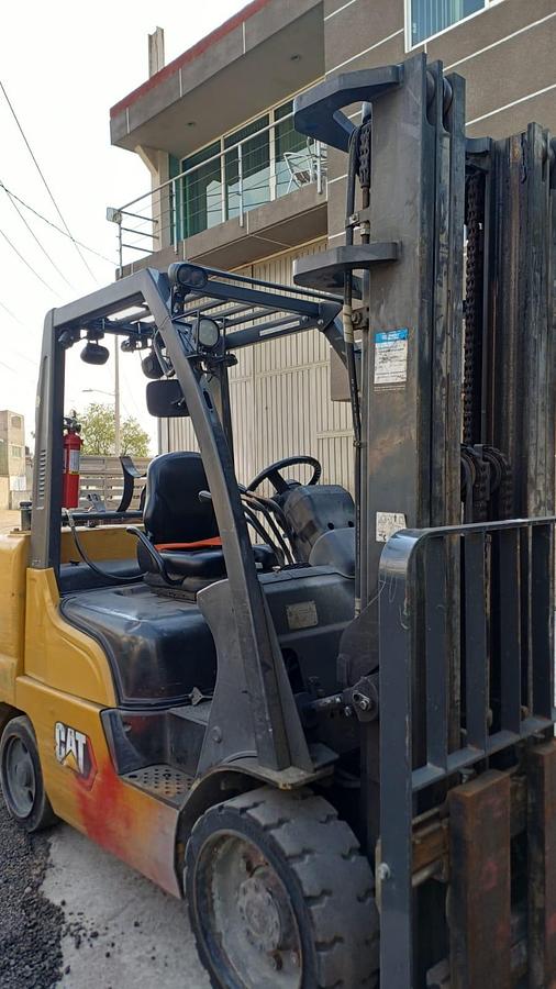 Usado 2020 CAT MCUG1F2F36LV