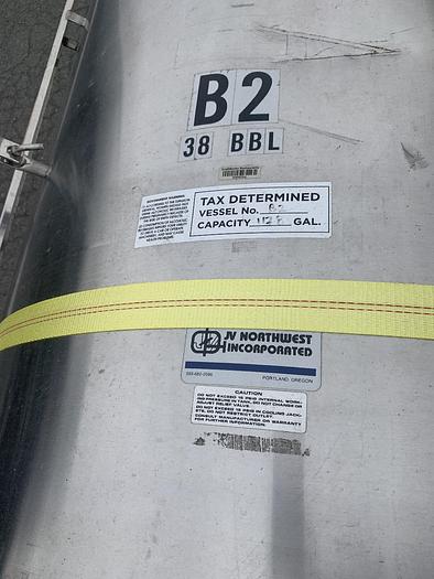 Used Tank, 1,175 Gallon, S/st, Jkt, Brite Tank, DT/DB, B #S743881