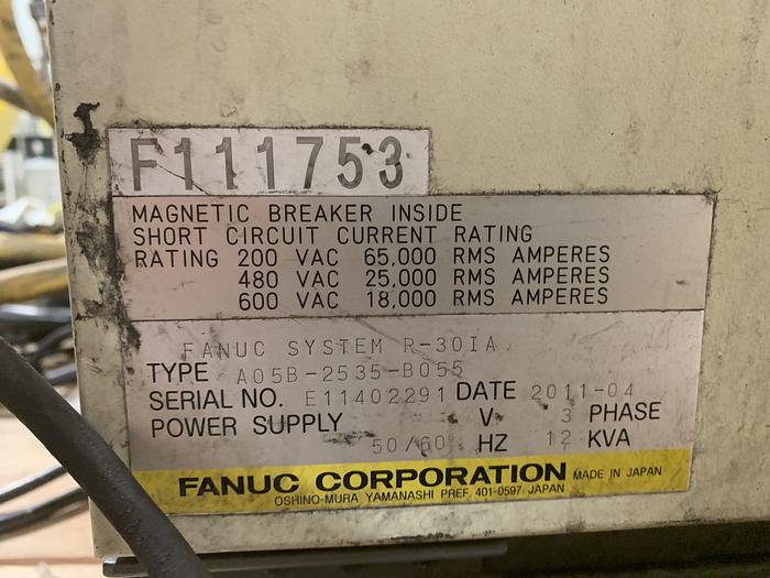 Used FANUC R2000iB/210F 210KG X 2655MM REACH 6 AXIS CNC ROBOT W/R30iA CONTROLS WITH ARO SERVO GUN