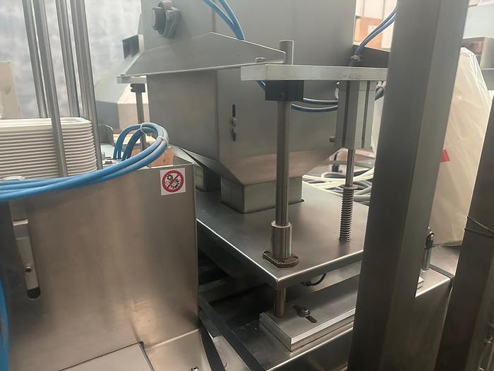 Usato TERMOSIGILLATRICE PER VASCHETTE ROTOPACK