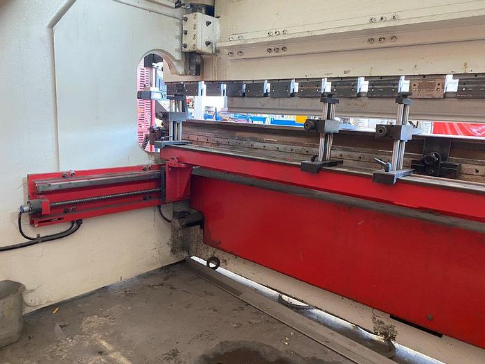 Usato Piegatrice CMU mod. BT