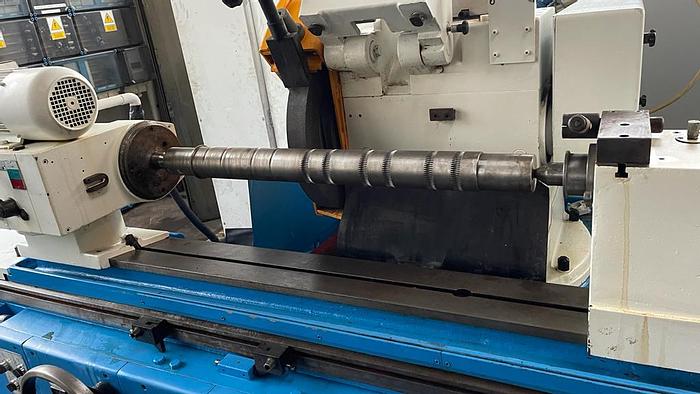 Used Szlifierka do wałków TOS BHU 50Sx1500