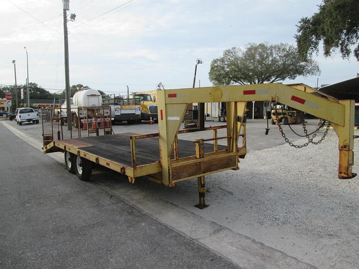 Used 2007 Imperial trailers  Deck over gooseneck equipment