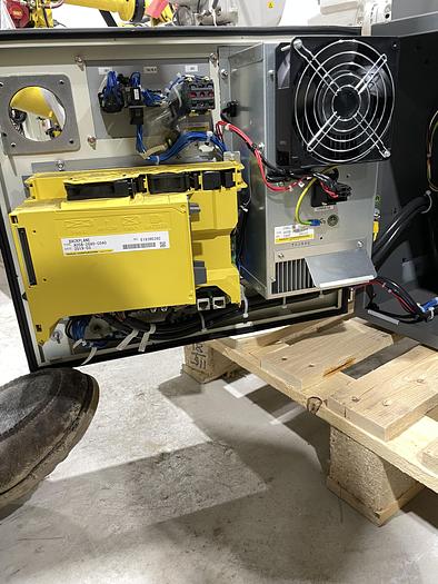 Used R30iB MATE PLUS CONTROL CABINET WITH RCC CABLES AND TEACH PENDANT