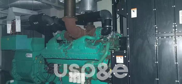Used 2 MW 2004 Used Cummins QSK60-G8 Diesel Generator