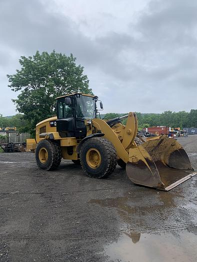 Used 2015 CATERPILLAR 938K