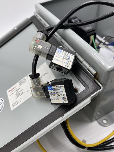 Used Hoffman A10086CH, OMRON S8VK-G01524, MAC 35A-AAA-DDAJ-1KD