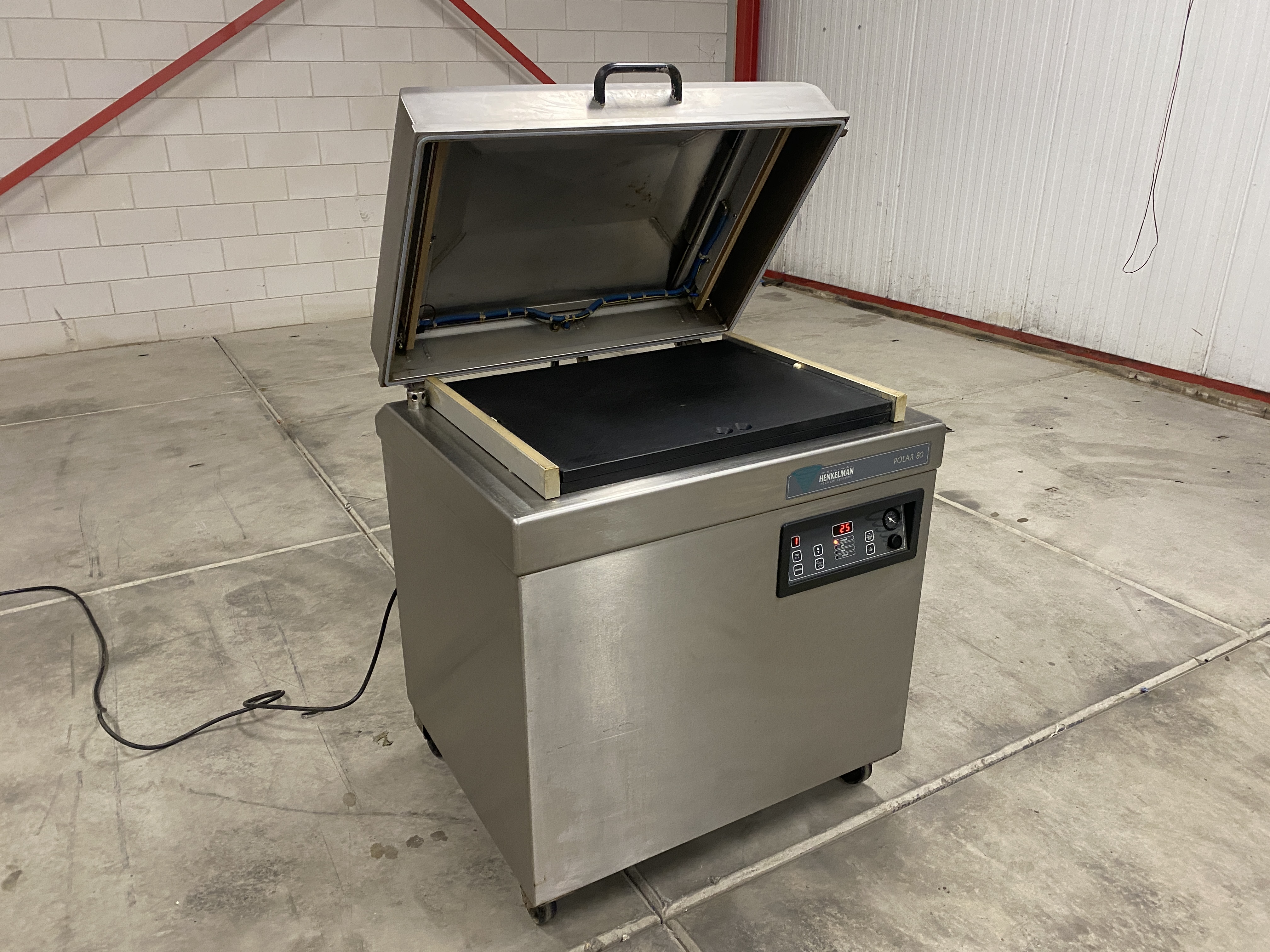Used Henkelman Polar 80