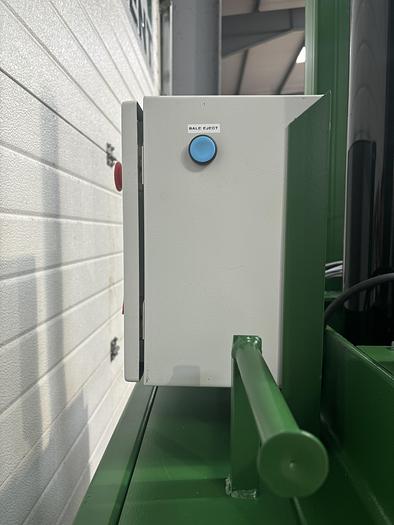 2024 Green Balers GE-100