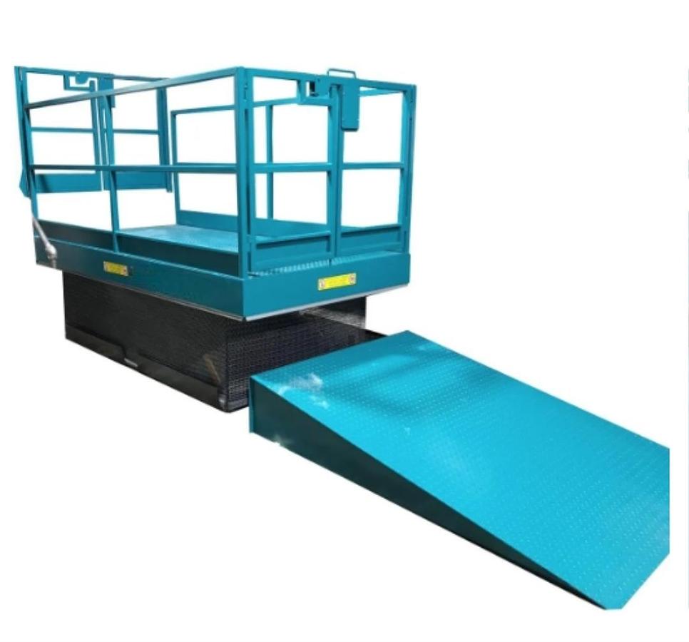 Green Equipment Loading Bay Lift