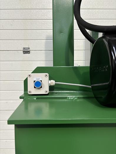 2024 Green Balers GE-200