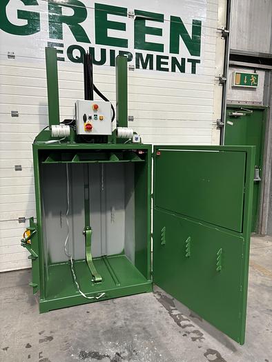 2024 Green Balers GE-200