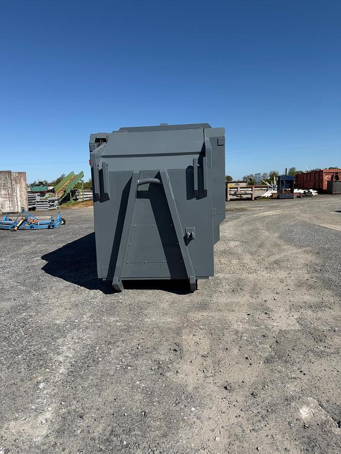 Used 32 Cubic Yard Portable Compactor Exc Bin Lift