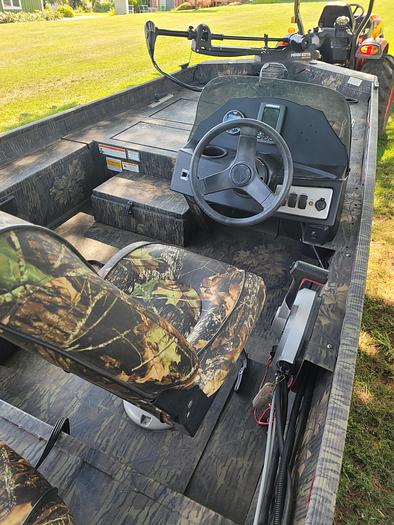 Used 2017 Crestliner 17 Storm