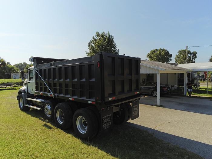 Used 2010 MACK GU 813