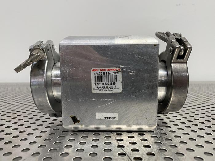 Used Edwards SP40K N 9Bar Speedivalve Diaphragm Valve w/ Gaskets and Clamps