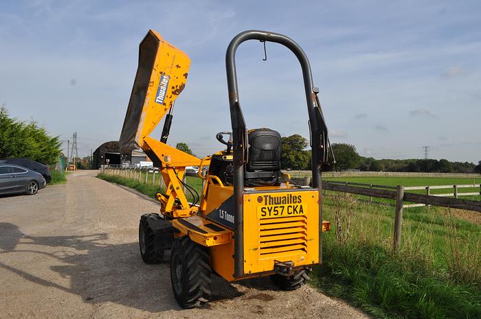 Used 2007 THWAITES 1.5T SWIVEL HT