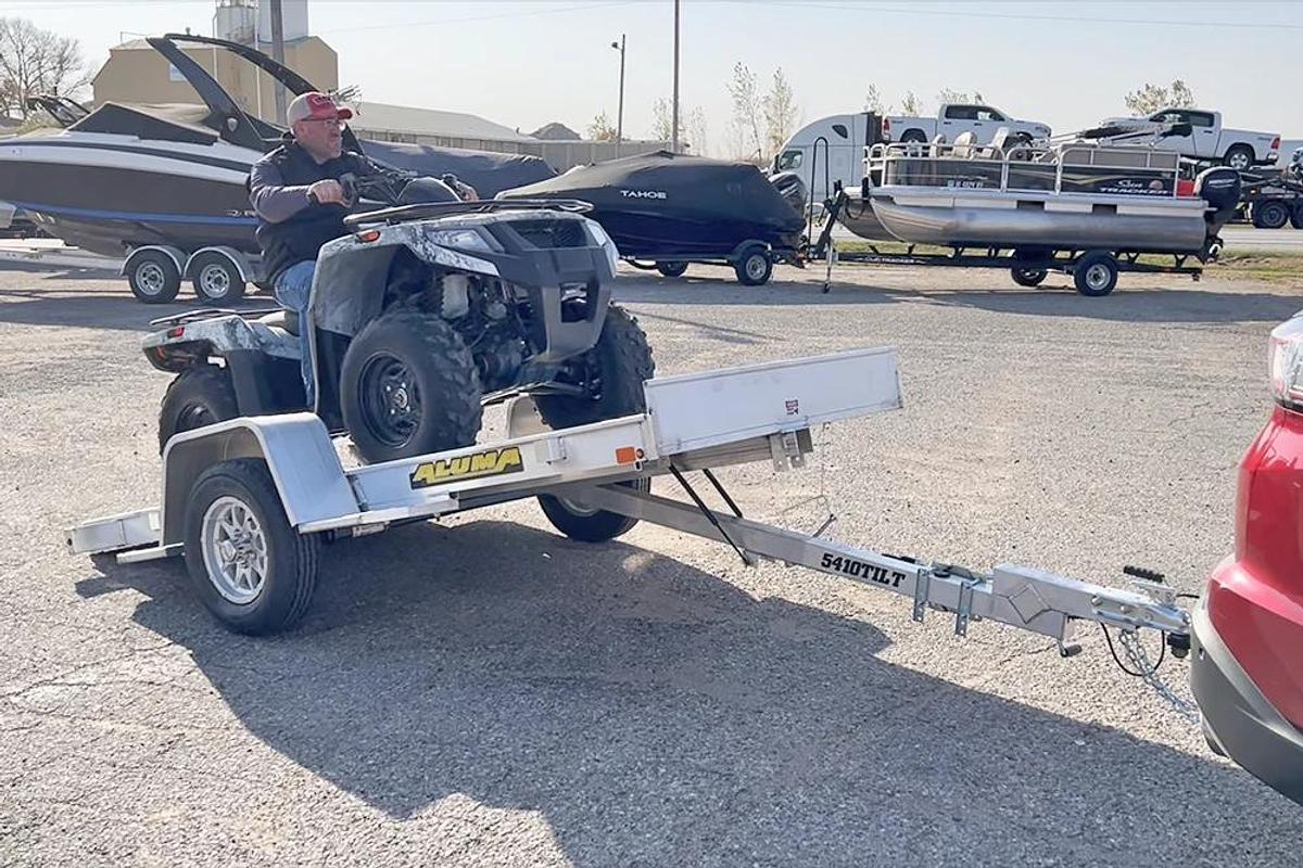 5410 TILT Utility Trailer