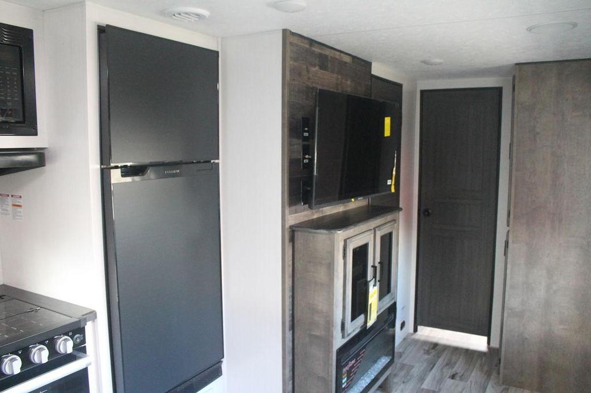 2023 Venture RV Stratus SR291VQB